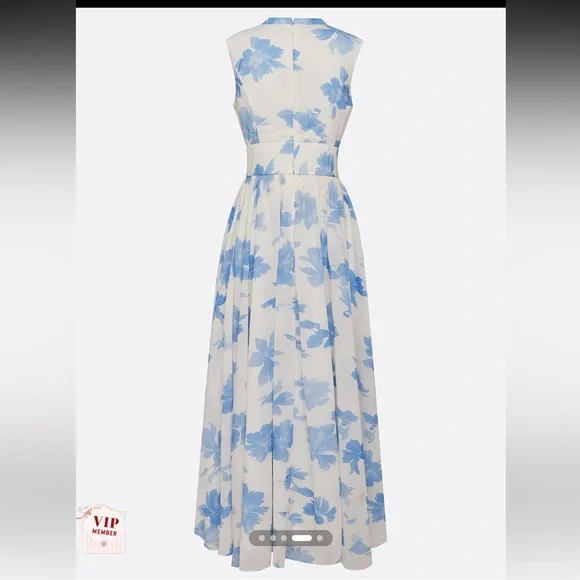 Chic Blue Floral Maxi Dress - Picture 2 of 8